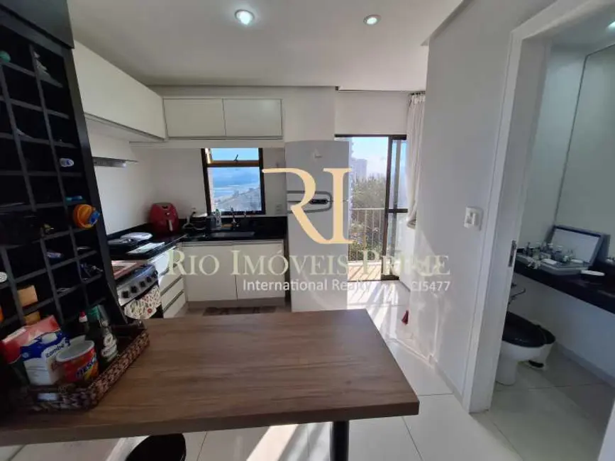 Loft / Flat com 2 quartos à venda, 90m2 em Rio De Janeiro - RJ - imagem 5 Foto 5 de Loft / Flat com 2 quartos à venda, 90m2 em Rio De Janeiro - RJ