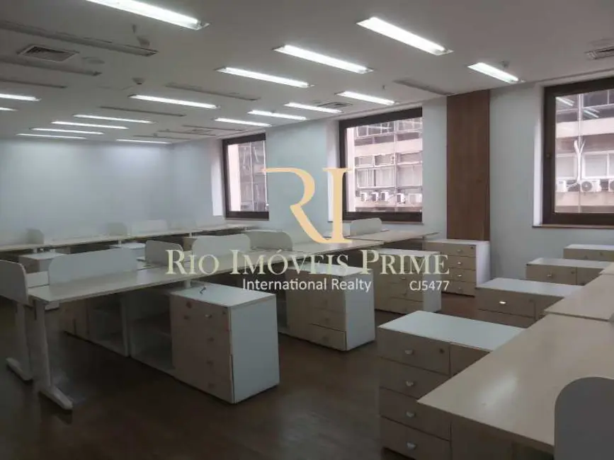 Sala Comercial para alugar, 581m2 em Rio De Janeiro - RJ - imagem 3 Foto 3 de Sala Comercial para alugar, 581m2 em Rio De Janeiro - RJ
