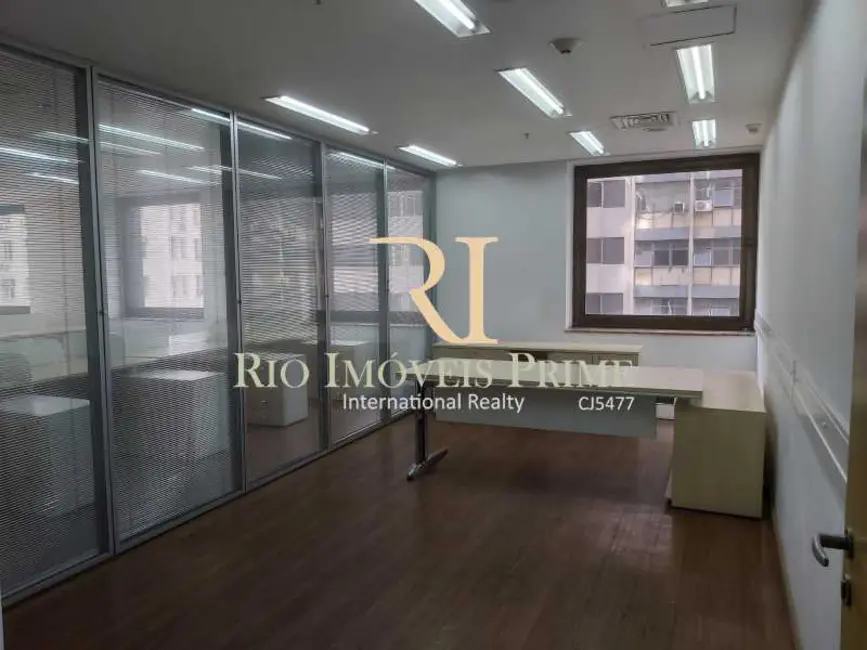 Sala Comercial para alugar, 581m2 em Rio De Janeiro - RJ - imagem 5 Foto 5 de Sala Comercial para alugar, 581m2 em Rio De Janeiro - RJ