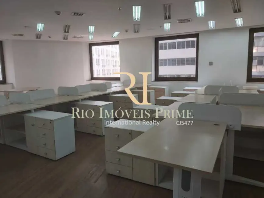 Sala Comercial para alugar, 581m2 em Rio De Janeiro - RJ - imagem 4 Foto 4 de Sala Comercial para alugar, 581m2 em Rio De Janeiro - RJ