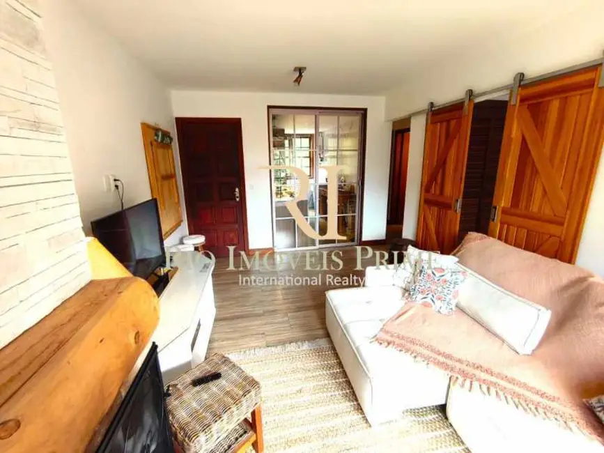 Foto 4 de Apartamento com 2 quartos à venda, 65m2 em Teresopolis - RJ