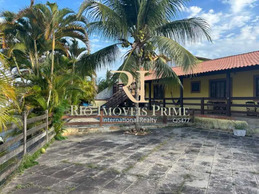 Casa de Condomínio com 4 quartos à venda, 380m2 em Marica - RJ - imagem 2 Foto 2 de Casa de Condomínio com 4 quartos à venda, 380m2 em Marica - RJ