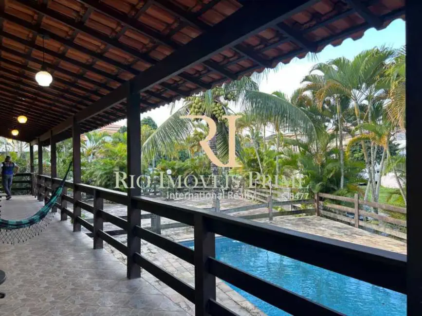 Casa de Condomínio com 4 quartos à venda, 380m2 em Marica - RJ - imagem 4 Foto 4 de Casa de Condomínio com 4 quartos à venda, 380m2 em Marica - RJ