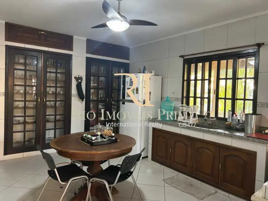 Casa de Condomínio com 4 quartos à venda, 380m2 em Marica - RJ - imagem 8 Foto 8 de Casa de Condomínio com 4 quartos à venda, 380m2 em Marica - RJ