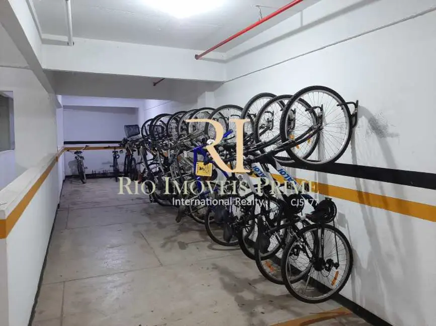 Loft / Flat com 1 quarto para alugar, 45m2 em Rio De Janeiro - RJ - imagem 9 Foto 9 de Loft / Flat com 1 quarto para alugar, 45m2 em Rio De Janeiro - RJ