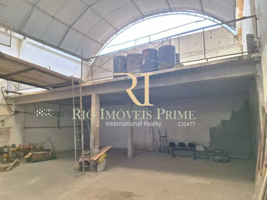 Armazém / Galpão à venda, 441m2 em Rio De Janeiro - RJ - imagem 5 Foto 5 de Armazém / Galpão à venda, 441m2 em Rio De Janeiro - RJ