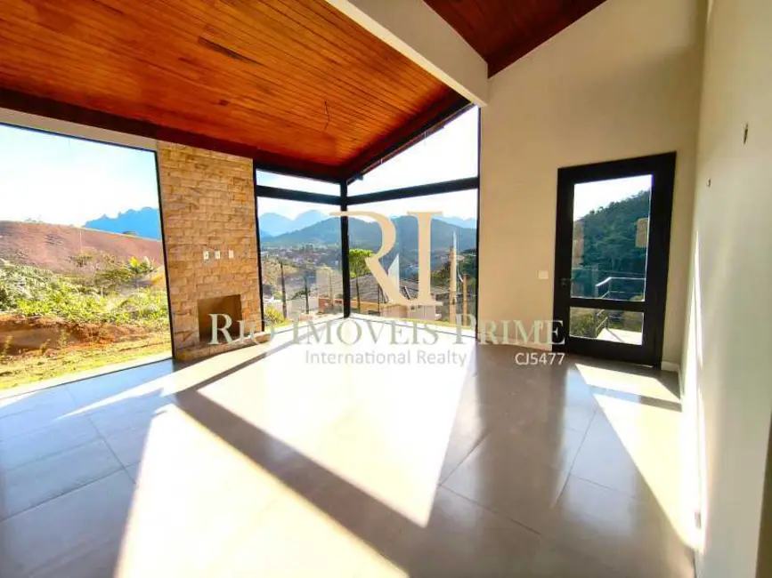 Foto 4 de Casa de Condomínio com 3 quartos à venda, 140m2 em Teresopolis - RJ