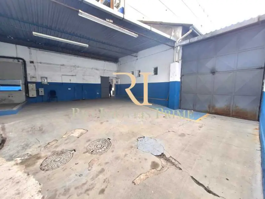 Foto 1 de Armazém / Galpão à venda, 3800m2 em Rio De Janeiro - RJ