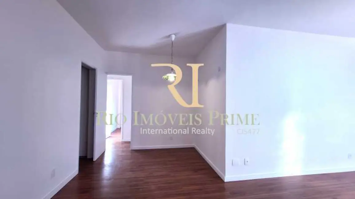 Apartamento com 3 quartos para alugar, 97m2 em Rio De Janeiro - RJ - imagem 2 Foto 2 de Apartamento com 3 quartos para alugar, 97m2 em Rio De Janeiro - RJ
