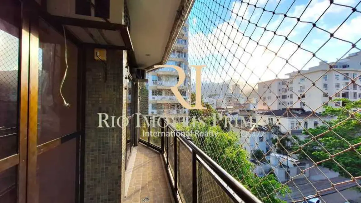 Apartamento com 3 quartos para alugar, 97m2 em Rio De Janeiro - RJ - imagem 4 Foto 4 de Apartamento com 3 quartos para alugar, 97m2 em Rio De Janeiro - RJ