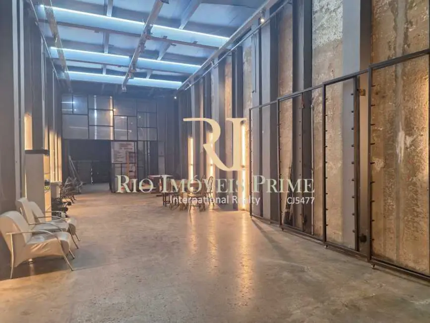 Prédio Inteiro com 2 quartos para alugar, 635m2 em Rio De Janeiro - RJ - imagem 4 Foto 4 de Prédio Inteiro com 2 quartos para alugar, 635m2 em Rio De Janeiro - RJ