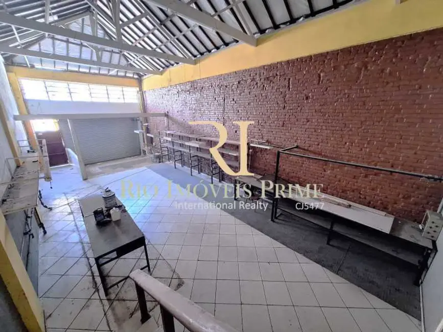 Armazém / Galpão para alugar, 350m2 em Rio De Janeiro - RJ - imagem 1 Foto 1 de Armazém / Galpão para alugar, 350m2 em Rio De Janeiro - RJ