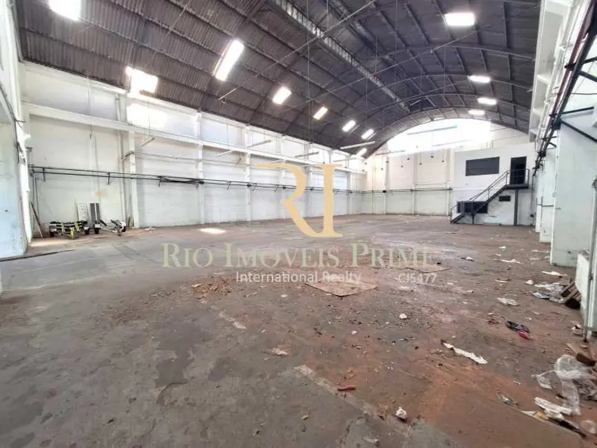 Foto 2 de Armazém / Galpão à venda, 1220m2 em Rio De Janeiro - RJ