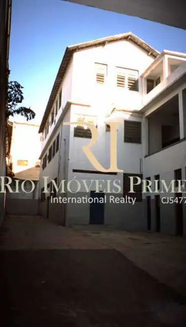 Armazém / Galpão à venda e para alugar, 1800m2 em Rio De Janeiro - RJ - imagem 2 Foto 2 de Armazém / Galpão à venda e para alugar, 1800m2 em Rio De Janeiro - RJ