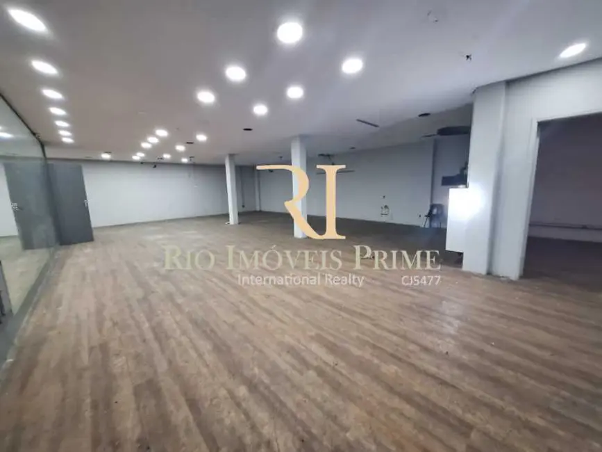 Armazém / Galpão à venda e para alugar, 1800m2 em Rio De Janeiro - RJ - imagem 9 Foto 9 de Armazém / Galpão à venda e para alugar, 1800m2 em Rio De Janeiro - RJ