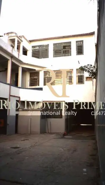 Armazém / Galpão à venda e para alugar, 1800m2 em Rio De Janeiro - RJ - imagem 1 Foto 1 de Armazém / Galpão à venda e para alugar, 1800m2 em Rio De Janeiro - RJ