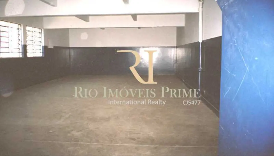 Armazém / Galpão à venda e para alugar, 1800m2 em Rio De Janeiro - RJ - imagem 4 Foto 4 de Armazém / Galpão à venda e para alugar, 1800m2 em Rio De Janeiro - RJ