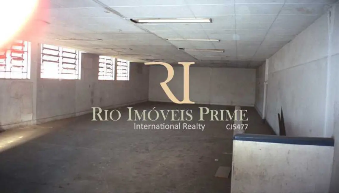 Armazém / Galpão à venda e para alugar, 1800m2 em Rio De Janeiro - RJ - imagem 6 Foto 6 de Armazém / Galpão à venda e para alugar, 1800m2 em Rio De Janeiro - RJ