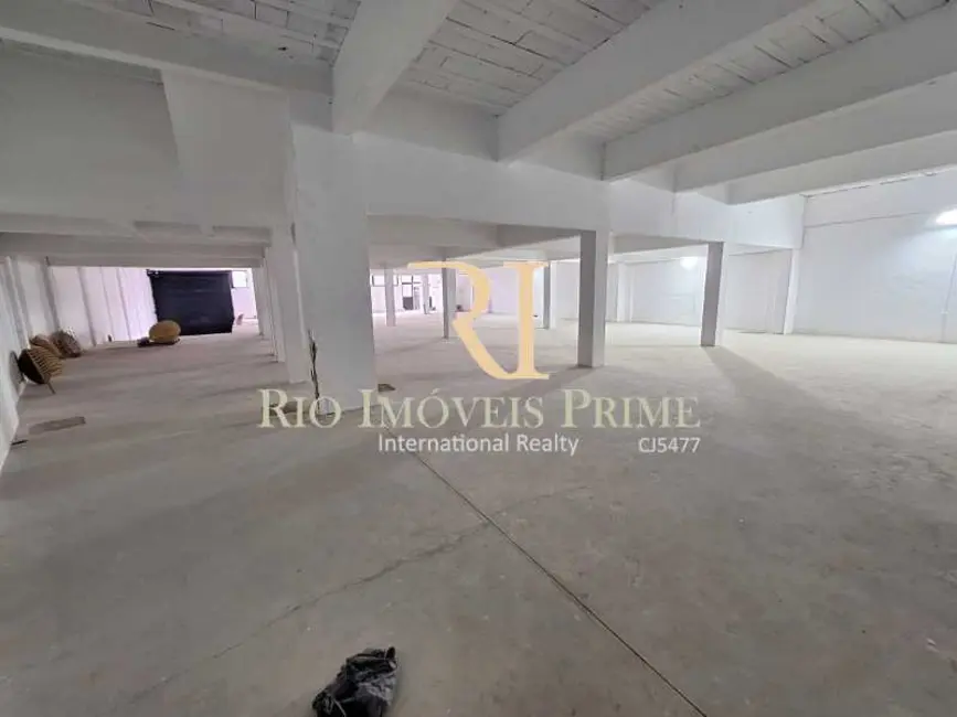 Armazém / Galpão para alugar, 1500m2 em Rio De Janeiro - RJ - imagem 5 Foto 5 de Armazém / Galpão para alugar, 1500m2 em Rio De Janeiro - RJ