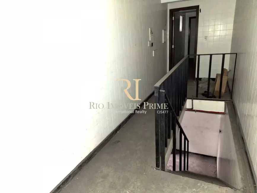 Foto 9 de Armazém / Galpão à venda e para alugar, 2321m2 em Rio De Janeiro - RJ