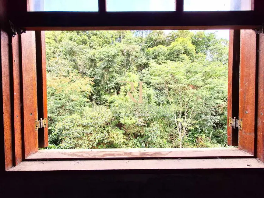 Foto 8 de Apartamento com 3 quartos à venda, 105m2 em Teresopolis - RJ