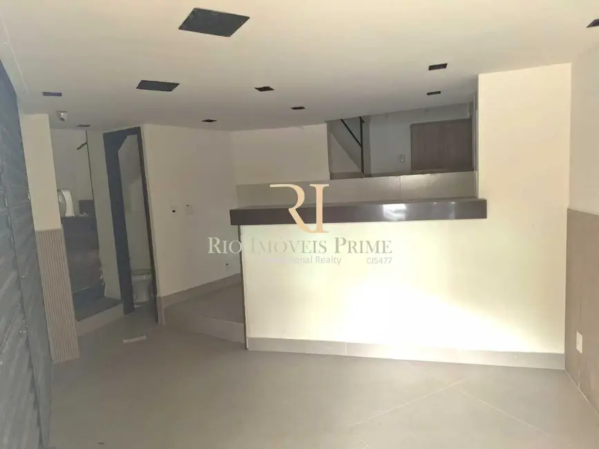 Foto 1 de Loja à venda e para alugar, 33m2 em Rio De Janeiro - RJ
