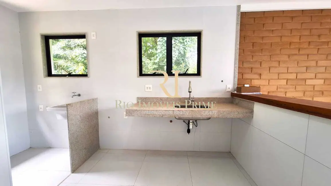 Foto 8 de Casa de Condomínio com 4 quartos à venda, 198m2 em Teresopolis - RJ