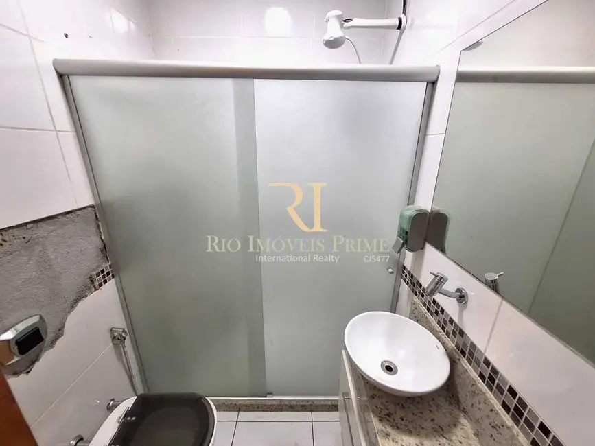 Sala Comercial à venda, 38m2 em Rio De Janeiro - RJ - imagem 3 Foto 3 de Sala Comercial à venda, 38m2 em Rio De Janeiro - RJ
