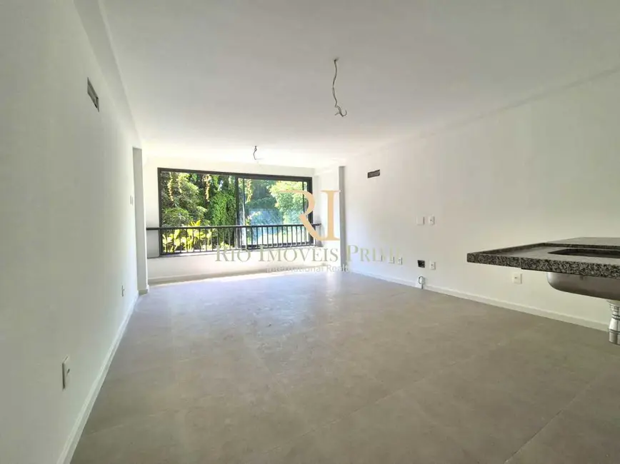Foto 3 de Loft / Flat com 1 quarto à venda, 34m2 em Rio De Janeiro - RJ