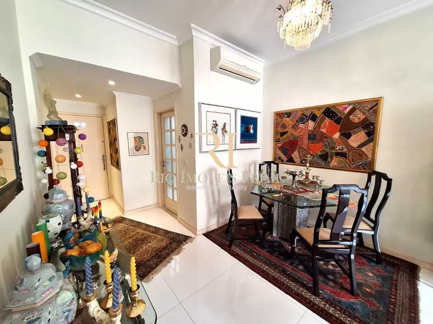 Foto 2 de Apartamento com 3 quartos à venda, 123m2 em Rio De Janeiro - RJ