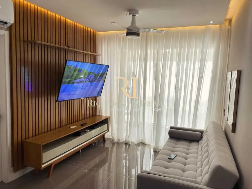 Foto 3 de Loft / Flat com 2 quartos à venda, 72m2 em Rio De Janeiro - RJ