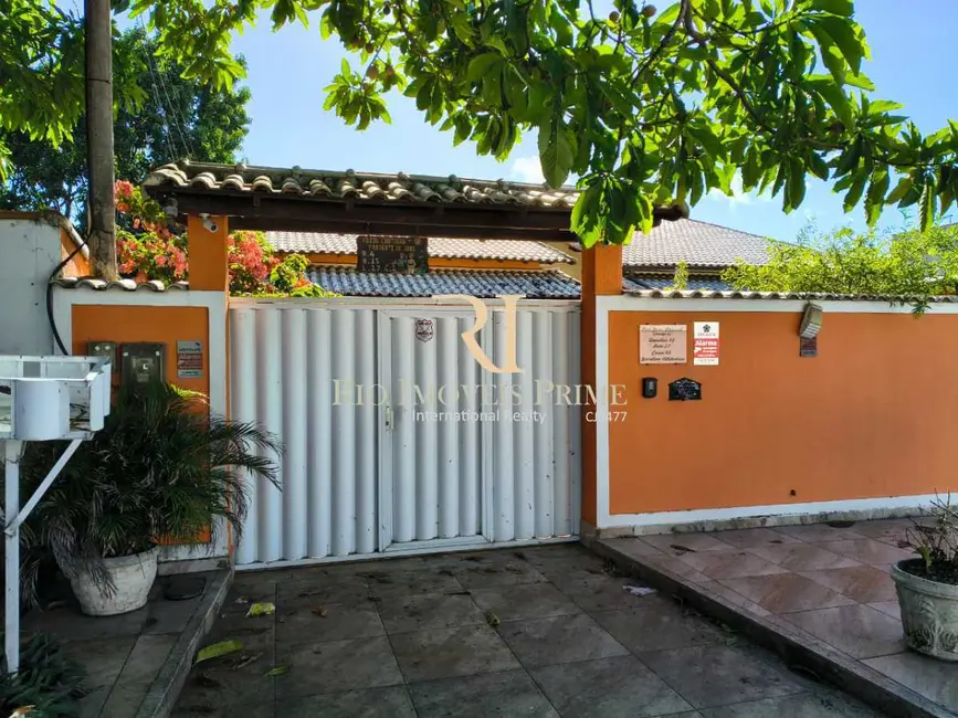 Foto 7 de Casa com 2 quartos à venda, 104m2 em Marica - RJ