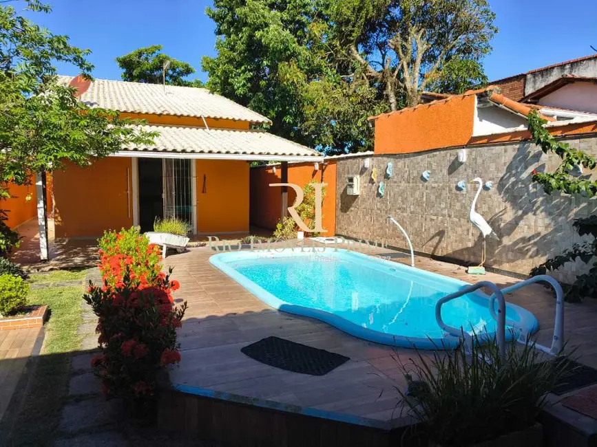 Foto 1 de Casa com 2 quartos à venda, 104m2 em Marica - RJ