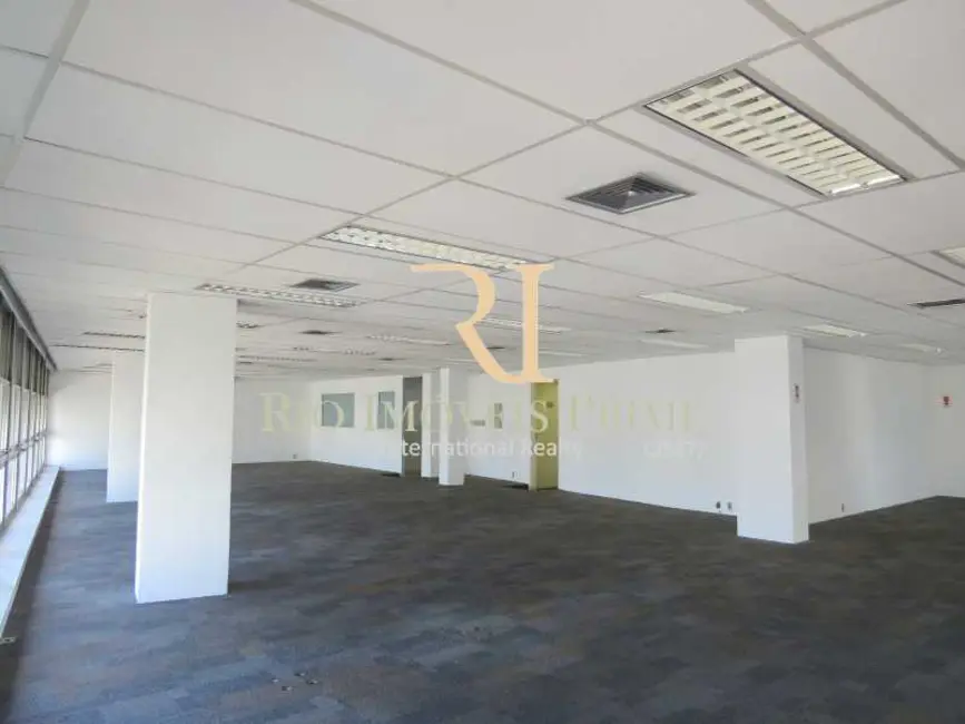 Sala Comercial à venda e para alugar, 358m2 em Rio De Janeiro - RJ - imagem 4 Foto 4 de Sala Comercial à venda e para alugar, 358m2 em Rio De Janeiro - RJ