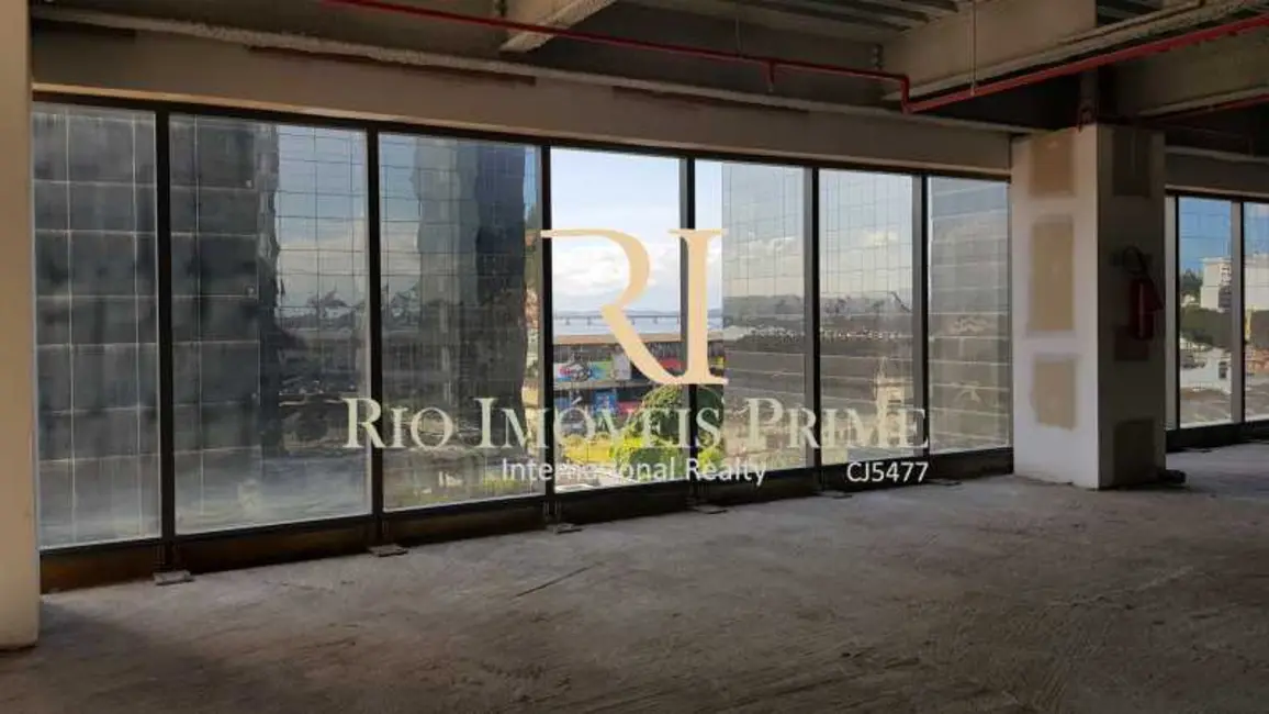 Sala Comercial à venda e para alugar, 2024m2 em Rio De Janeiro - RJ - imagem 8 Foto 8 de Sala Comercial à venda e para alugar, 2024m2 em Rio De Janeiro - RJ