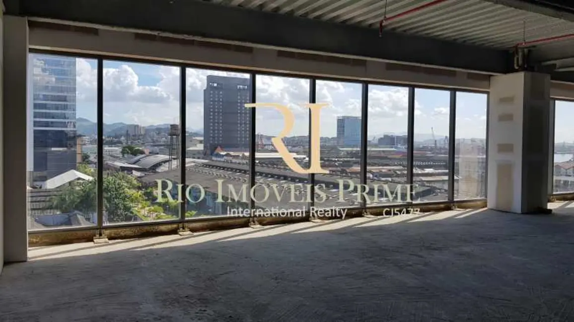 Sala Comercial à venda e para alugar, 2024m2 em Rio De Janeiro - RJ - imagem 2 Foto 2 de Sala Comercial à venda e para alugar, 2024m2 em Rio De Janeiro - RJ