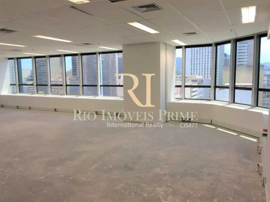 Sala Comercial à venda e para alugar, 175m2 em Rio De Janeiro - RJ - imagem 9 Foto 9 de Sala Comercial à venda e para alugar, 175m2 em Rio De Janeiro - RJ