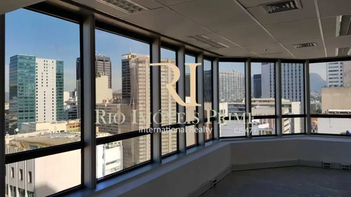 Sala Comercial à venda e para alugar, 175m2 em Rio De Janeiro - RJ - imagem 4 Foto 4 de Sala Comercial à venda e para alugar, 175m2 em Rio De Janeiro - RJ