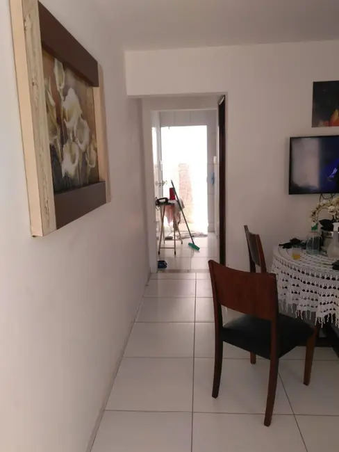 Casa com 2 quartos à venda em Lauro De Freitas - BA - imagem 4 Foto 4 de Casa com 2 quartos à venda em Lauro De Freitas - BA