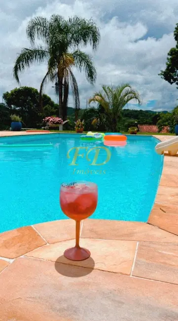 Foto 8 de Chácara com 5 quartos à venda, 8000m2 em Nazare Paulista - SP