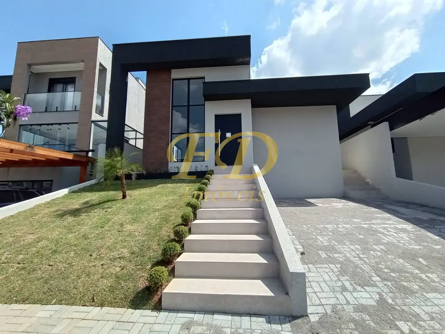 Foto 2 de Casa de Condomínio com 3 quartos à venda, 360m2 em Atibaia - SP