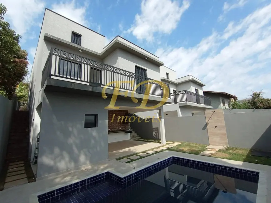 Foto 1 de Casa com 3 quartos à venda, 250m2 em Mairipora - SP