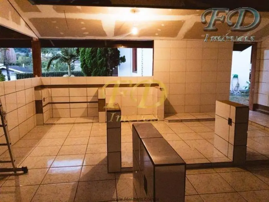 Casa com 5 quartos à venda, 2205m2 em Vila Gardênia, Atibaia - SP - imagem 8 Foto 8 de Casa com 5 quartos à venda, 2205m2 em Vila Gardênia, Atibaia - SP