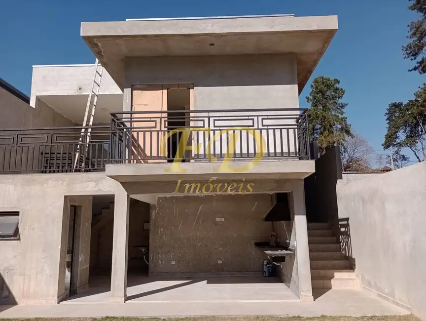 Casa com 3 quartos à venda, 500m2 em Jardim Brisa, Atibaia - SP - imagem 5 Foto 5 de Casa com 3 quartos à venda, 500m2 em Jardim Brisa, Atibaia - SP