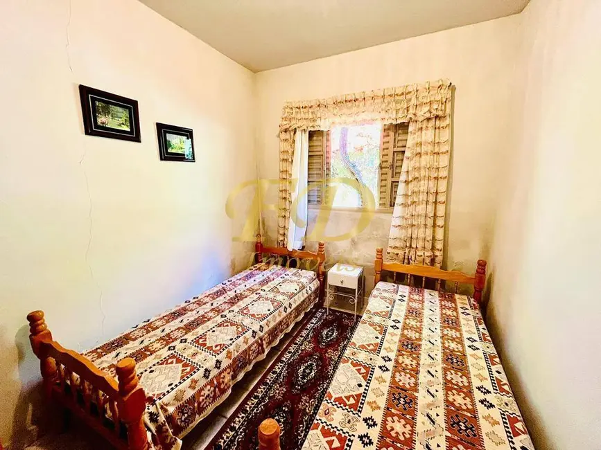 Foto 4 de Chácara com 6 quartos à venda, 2900m2 em Piracaia - SP