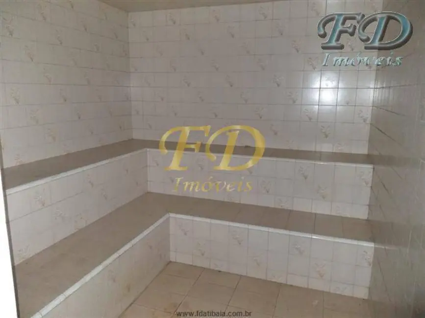 Foto 16 de Chácara à venda, 8529m2 em Atibaia - SP