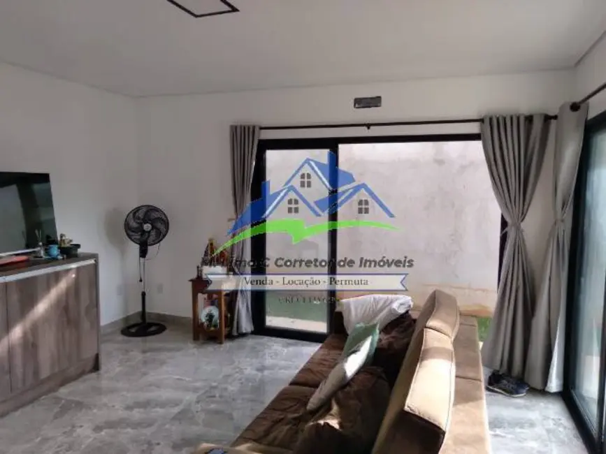 Casa com 3 quartos para alugar, 450m2 em Atibaia - SP - imagem 9 Foto 9 de Casa com 3 quartos para alugar, 450m2 em Atibaia - SP