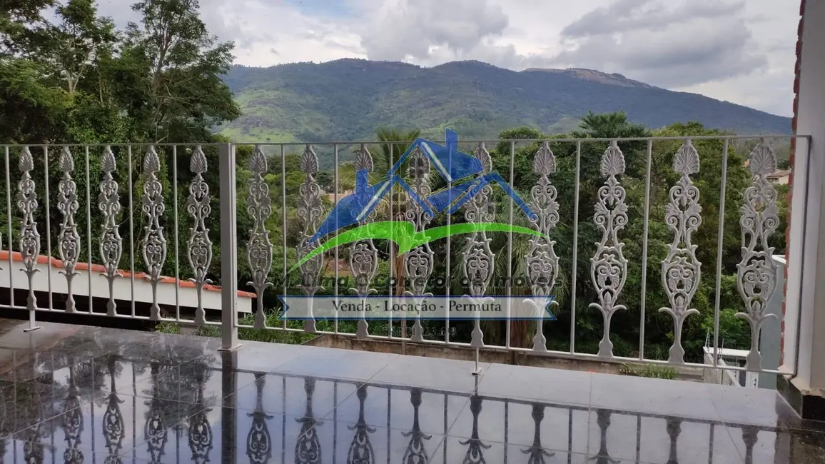 Foto 3 de Casa com 4 quartos à venda, 500m2 em Vila Petrópolis, Atibaia - SP