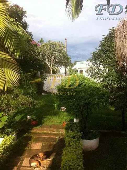 Chácara com 3 quartos à venda, 2000m2 em Chácara da Colina, Atibaia - SP - imagem 3 Foto 3 de Chácara com 3 quartos à venda, 2000m2 em Chácara da Colina, Atibaia - SP