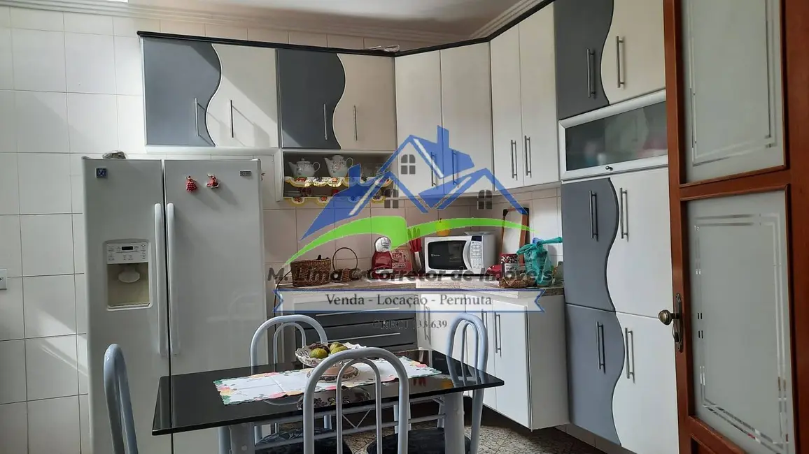 Foto 11 de Casa à venda, 236m2 em Caieiras - SP